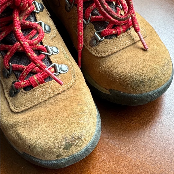 Columbia Hiking Boots (Waterproof) - Picture 5 of 8